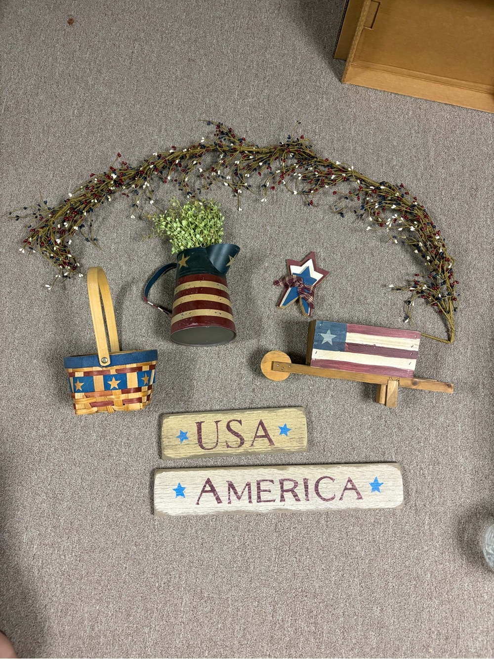 Primtiive decor